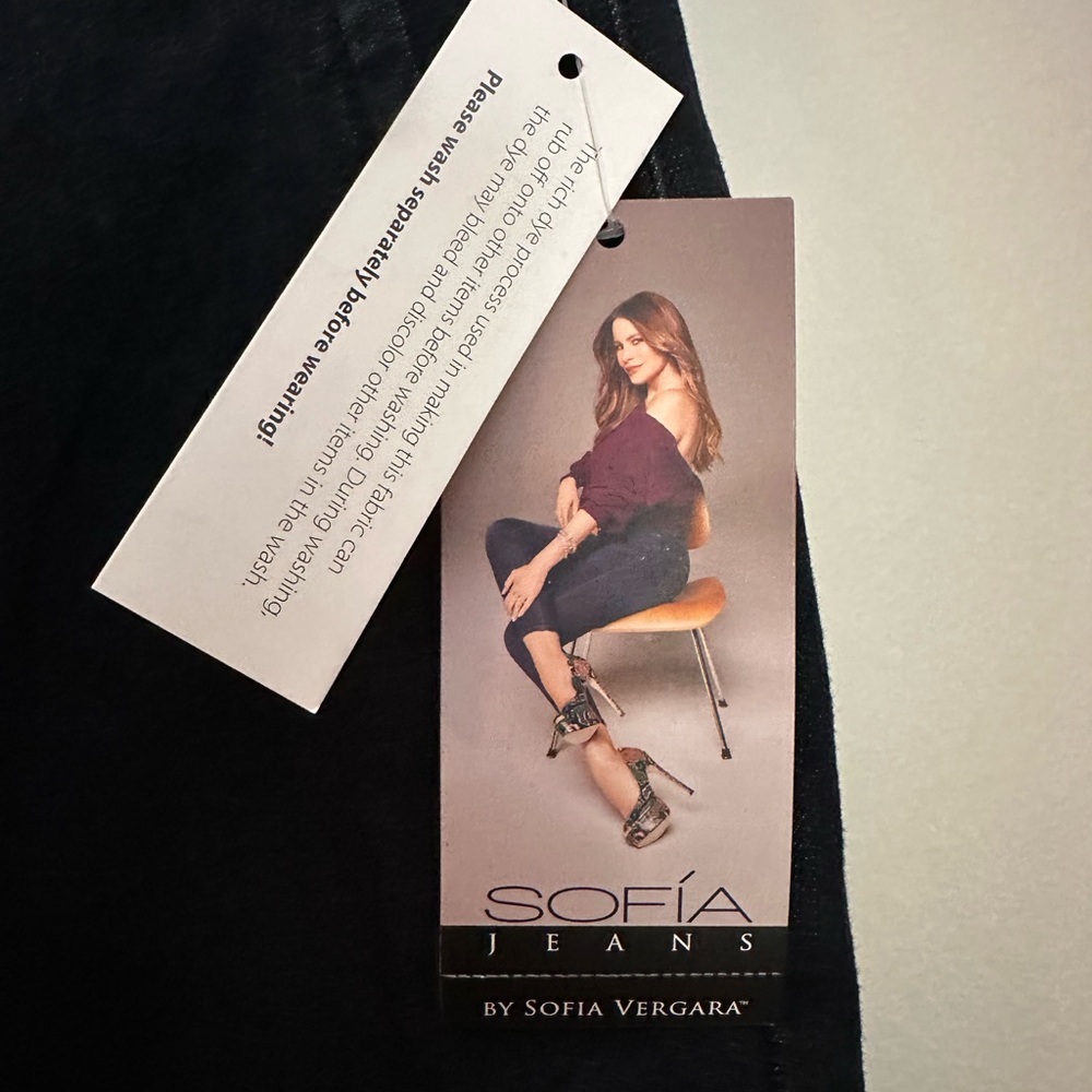 Sofia by Sofia Vergara Black Flare Jeans - Picture 3 of 11